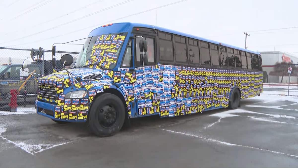 Grève des cols bleus: un autobus pour aînés vandalisé à Anjou