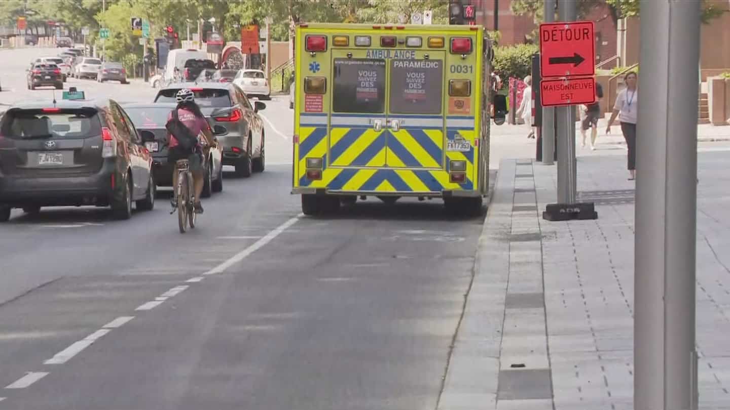 Autoroute à vélo devant l'entrée des ambulances: le CHUM met en demeure la Ville de Montréal