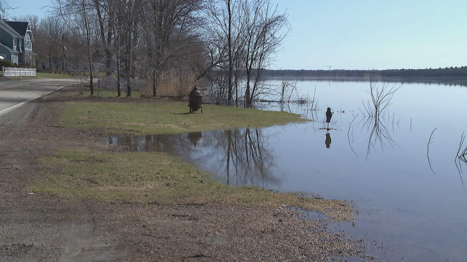 Inondations à Gatineau: 56 résidences de plus menacées, le pic attendu lundi