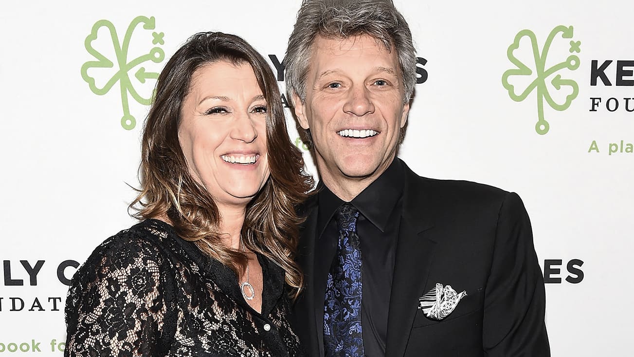 20 stars qui ont marié leur amour de jeunesse