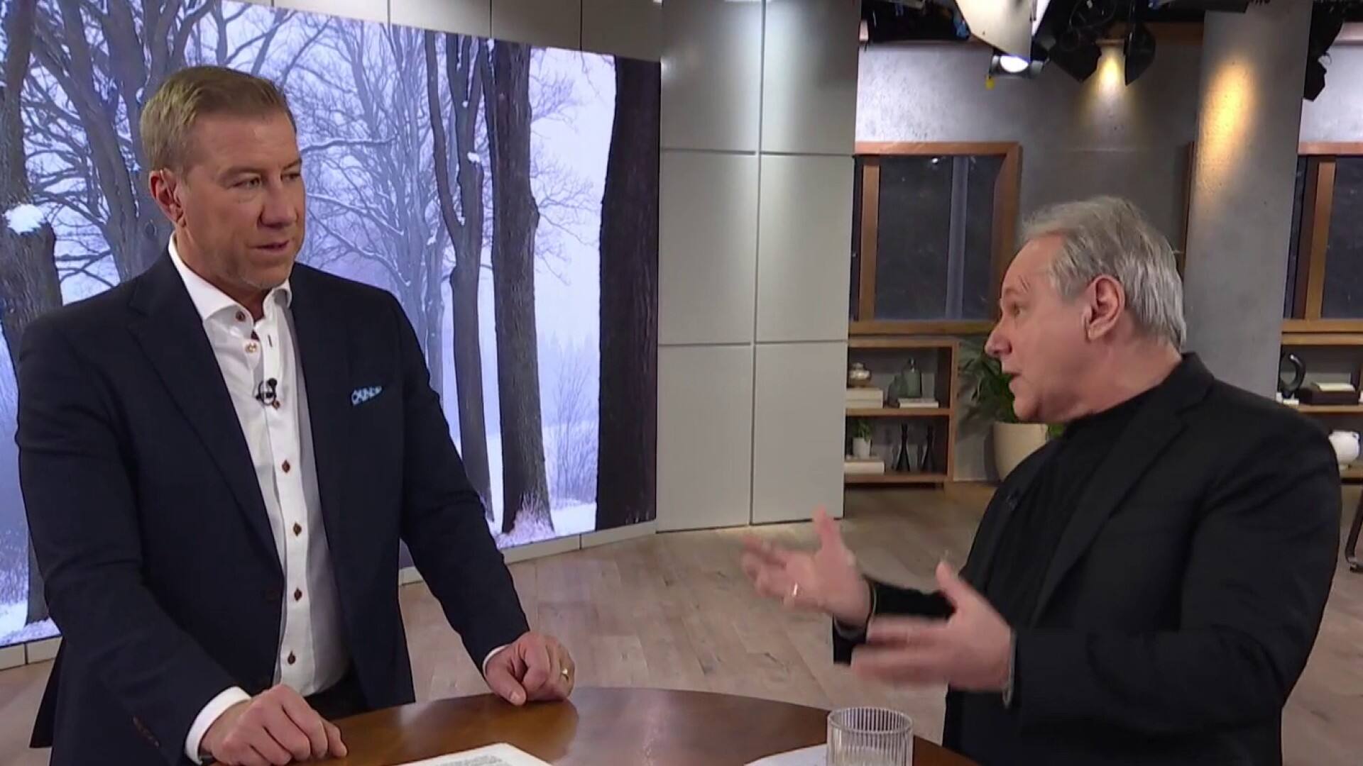 Des icônes pleurent de l'huile et du sang