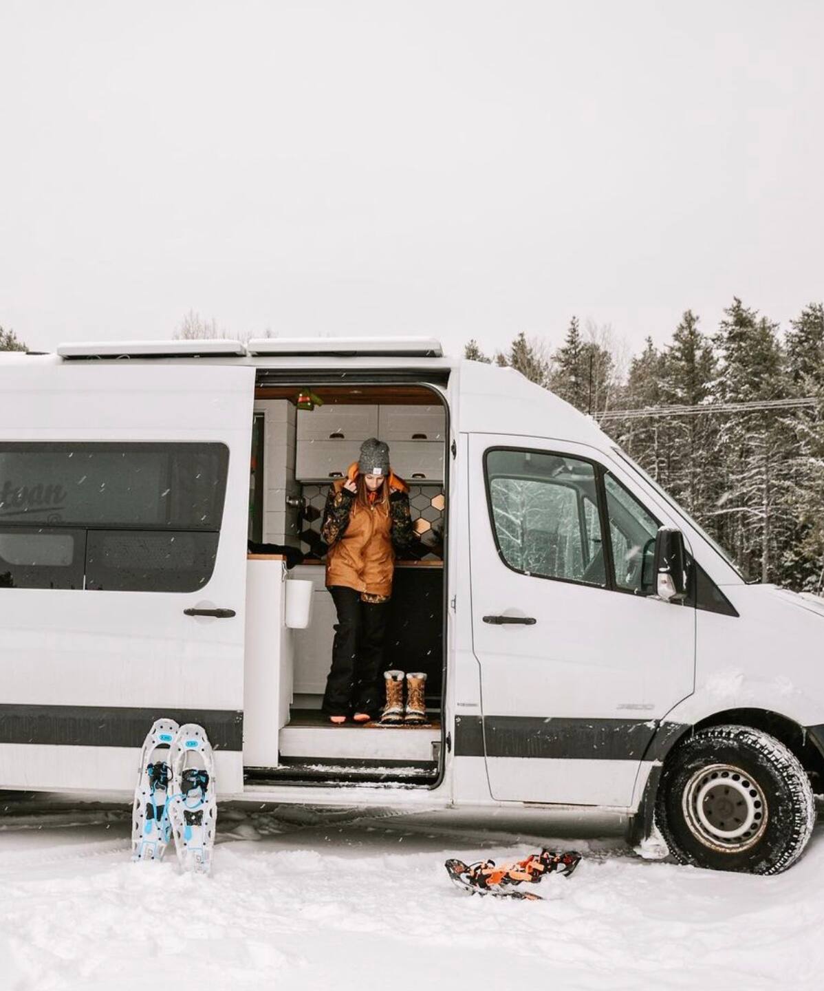 12 endroits où camper en van cet hiver au Québec 