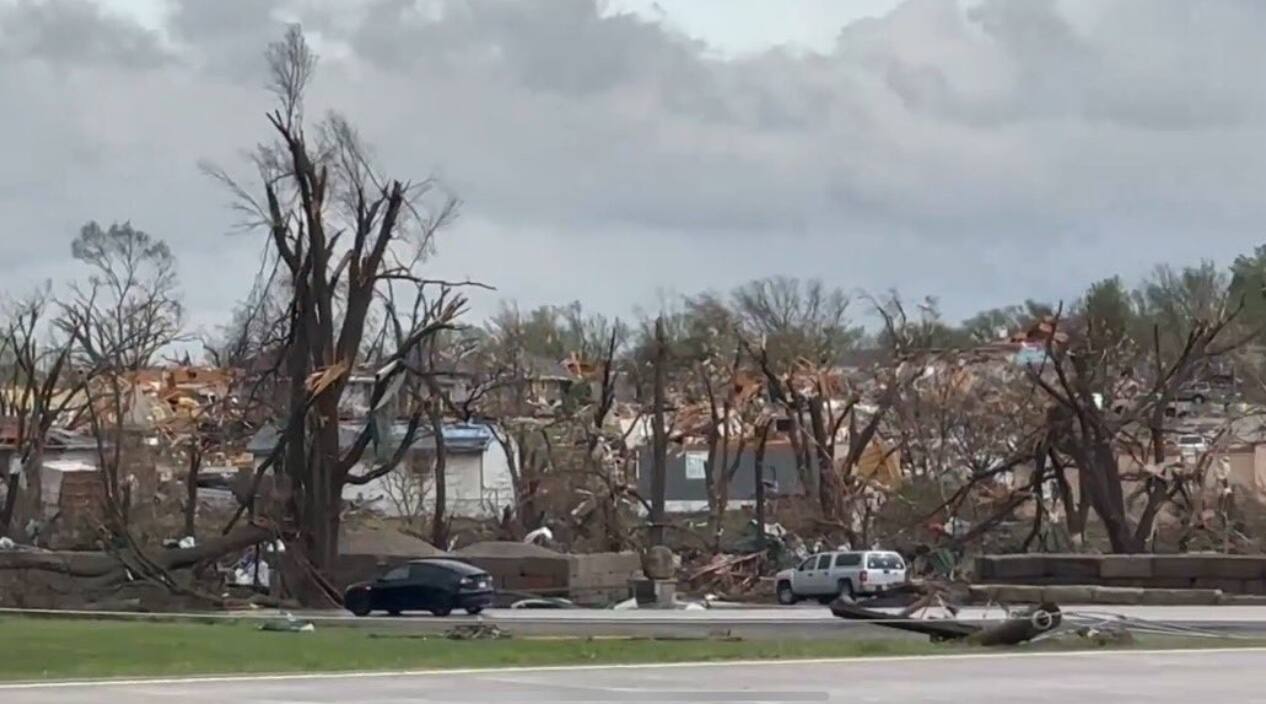 D&rsquo;impressionnantes tornades frappent le centre des &Eacute;tats-Unis