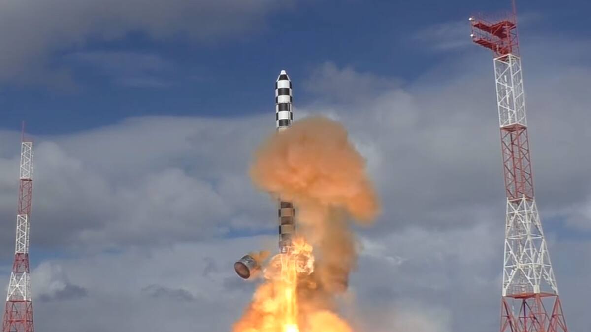 Premier tir d'essai réussi du Sarmat, dernier né des missiles balistiques russes
