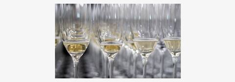 ¡Descubra las tres principales ventajas de elegir un vino embotellado en Quebec!