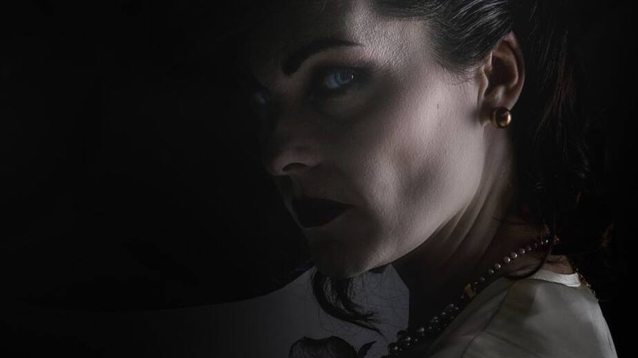 Image principale de l'article Deux magnifiques cosplays de Lady Dimitrescu