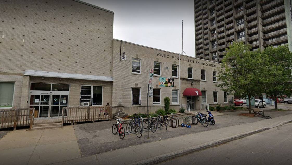 NotreDamedeGrâce la Ville de Montréal achète un terrain du YMCA