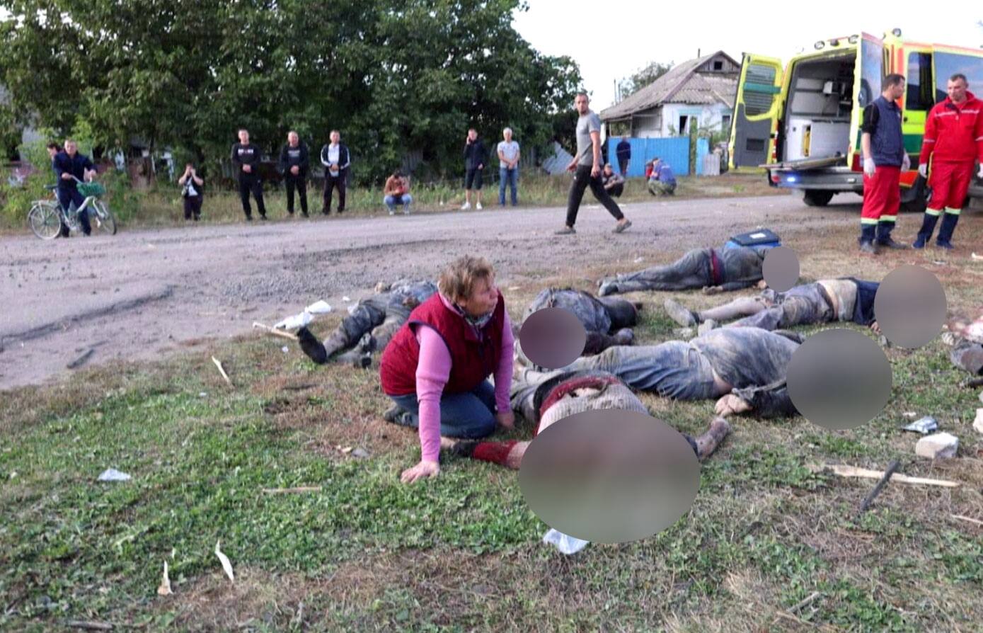 Ukraine: 49 morts dans une frappe russe sur un village dans l'Est