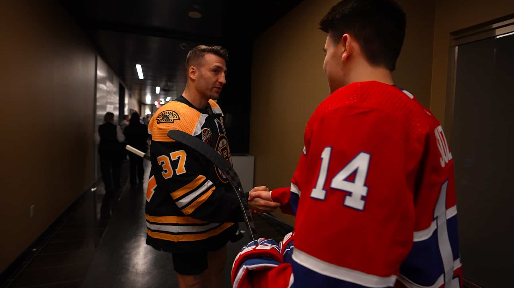 «Un vrai joueur de concession»: Patrice Bergeron louange Nick Suzuki