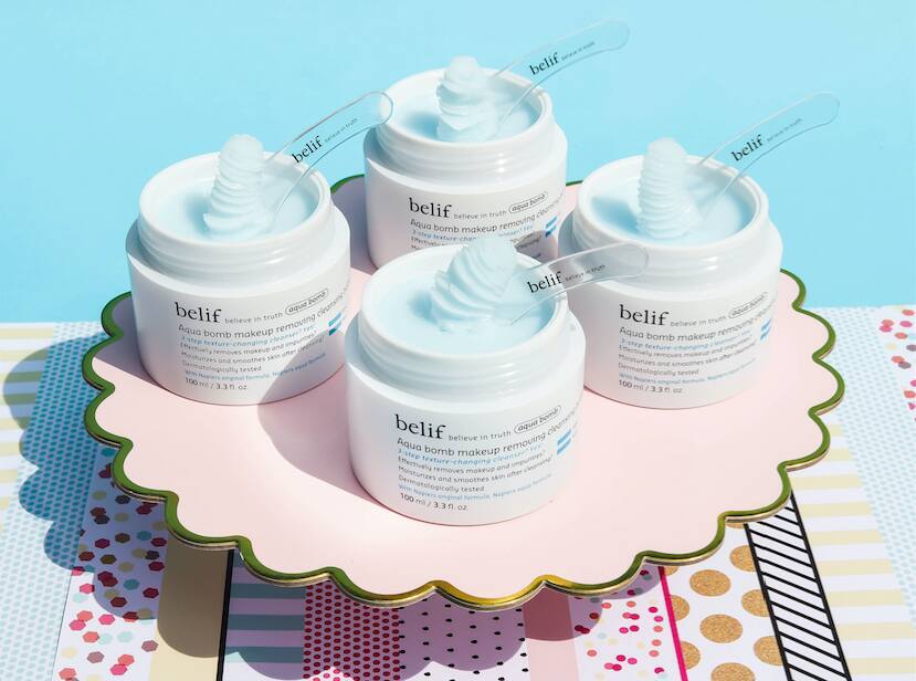 Voici pourquoi il faut toujours laver son visage deux fois | Clin d'œil