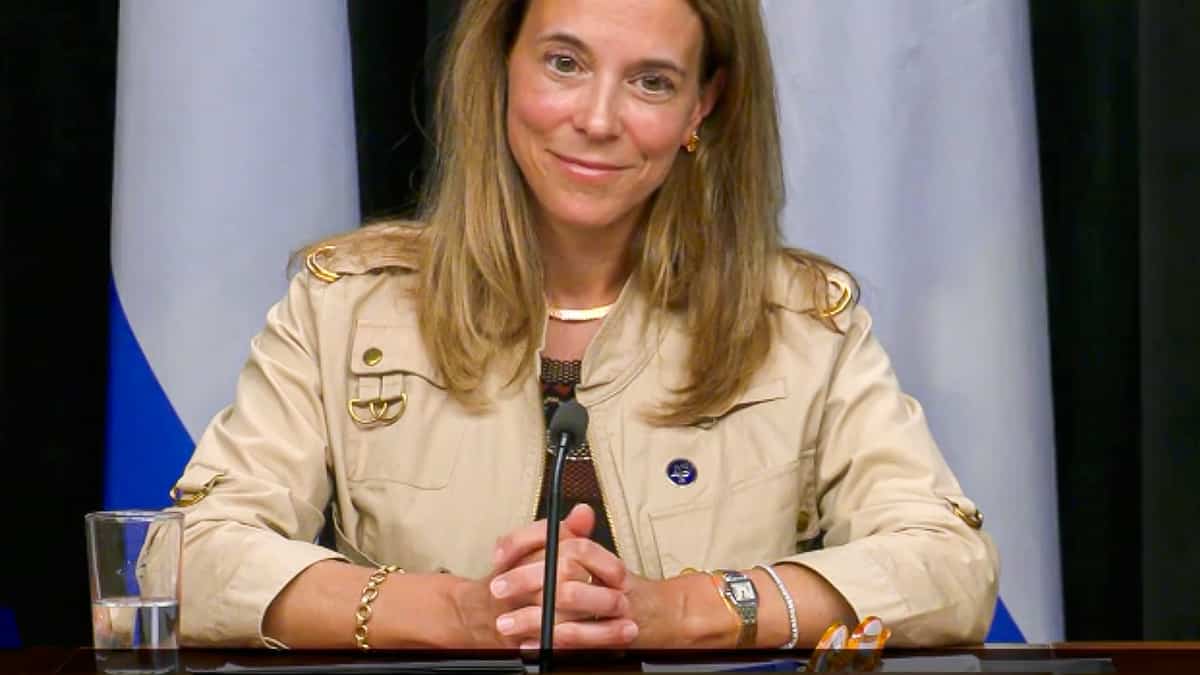 Permanence dans la fonction publique : Le savoir et l’indépendance des fonctionnaires sont importants, signale la présidente du Conseil du trésor