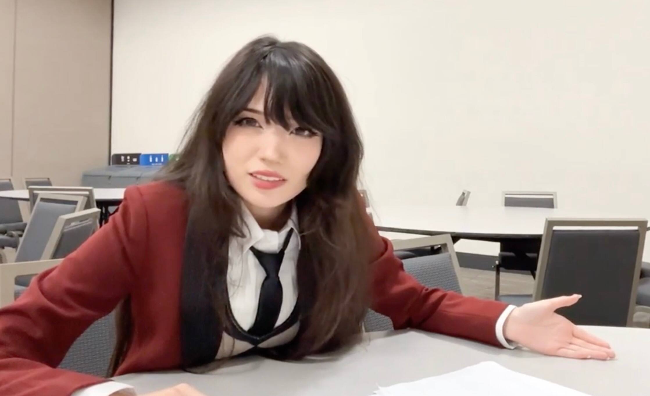 La streameuse Emiru sauvagement agressée à TwitchCon | 24 heures
