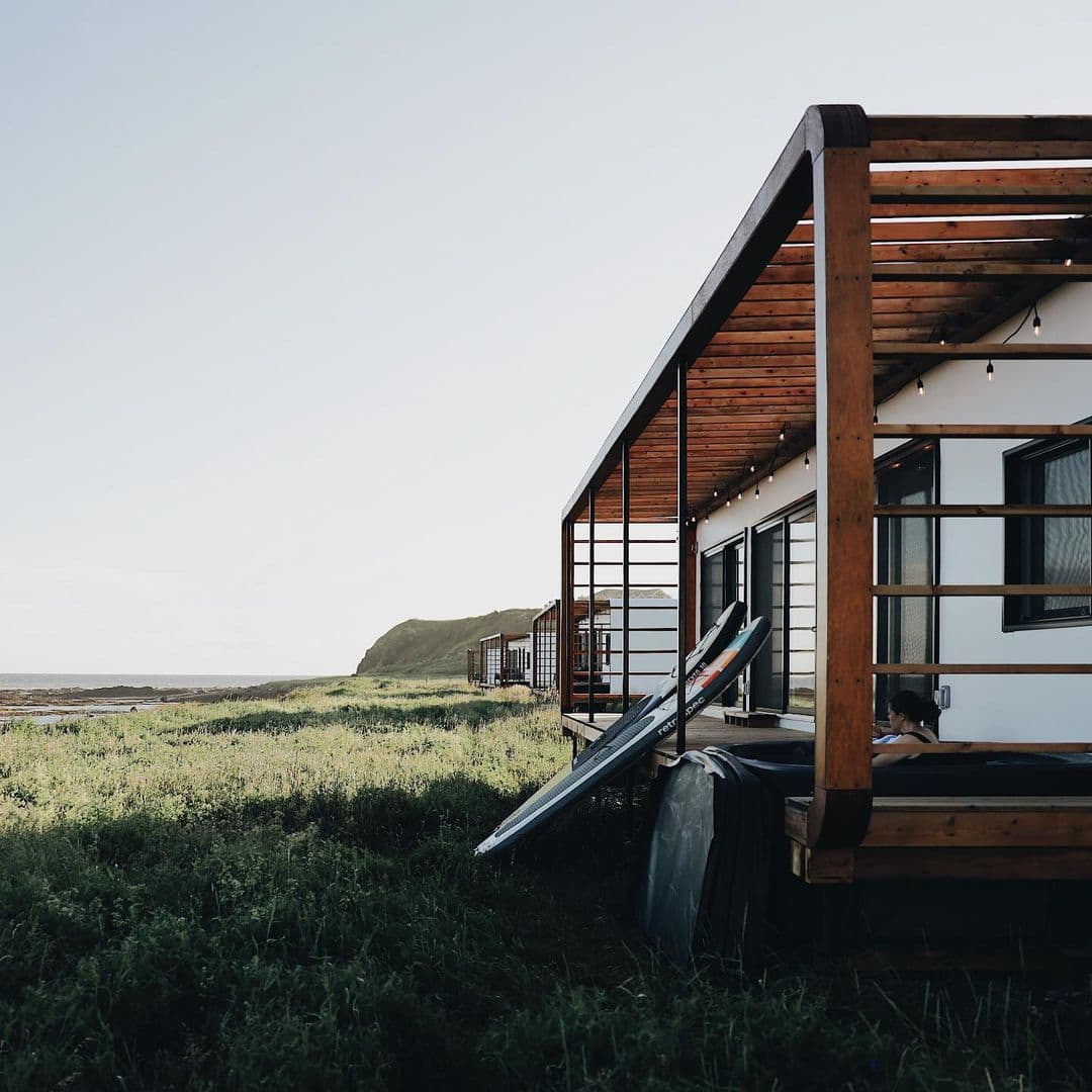 Des «loges fluviales» avec spa et vue en Gaspésie
