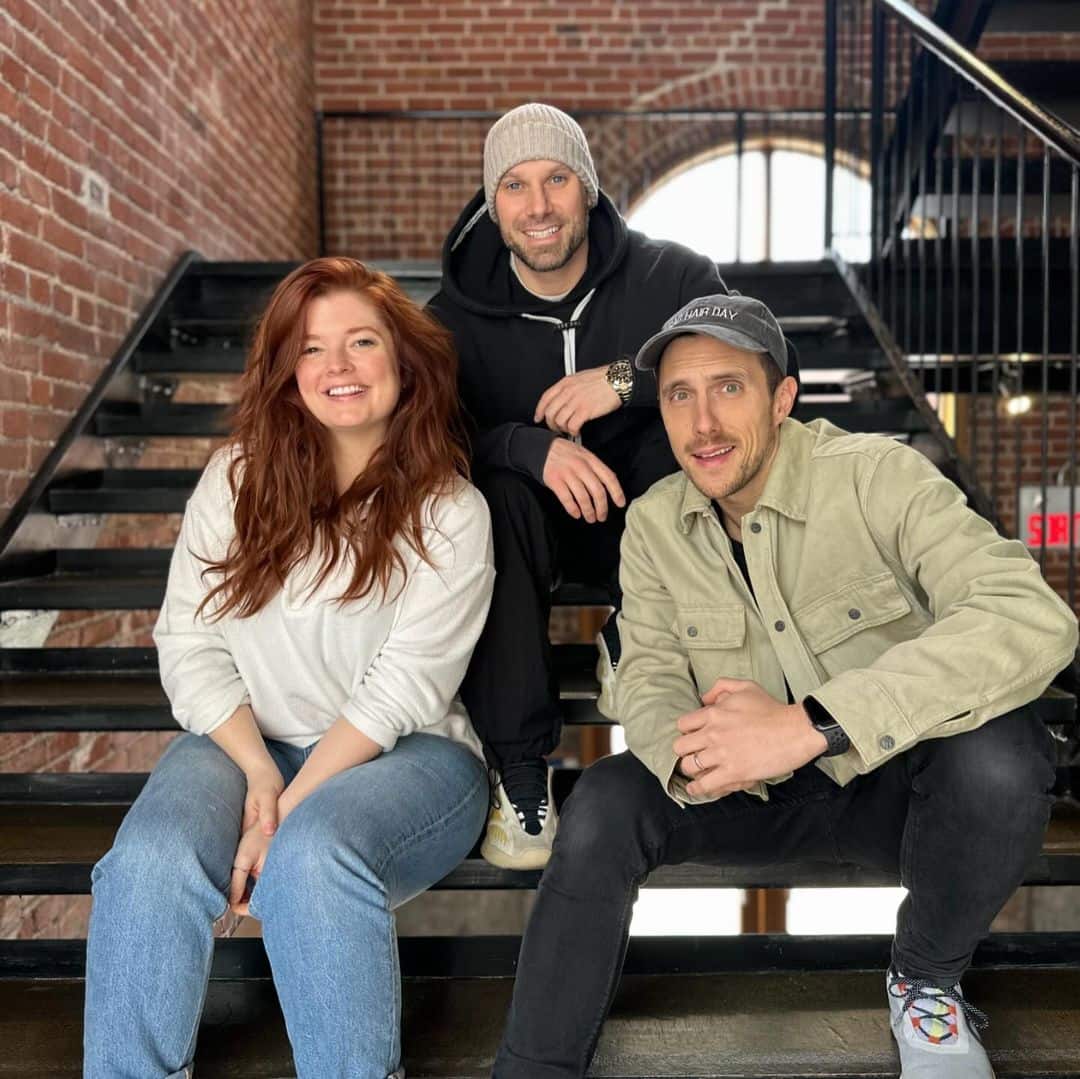 Les vedettes réagissent à la fin de WKND