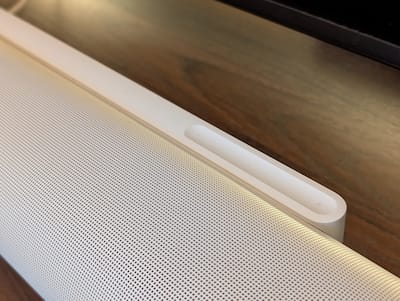 La barra de sonido Sonos Arc Ultra y el subwoofer Sonos Sub 4.