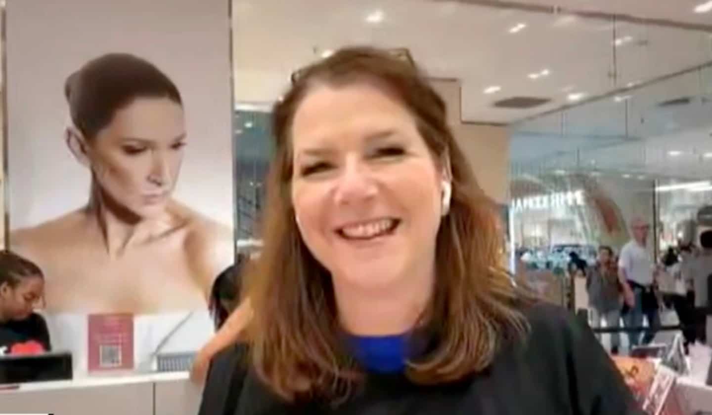 L'animatrice Sophie Durocher interrompue par des agents de sécurité à Paris