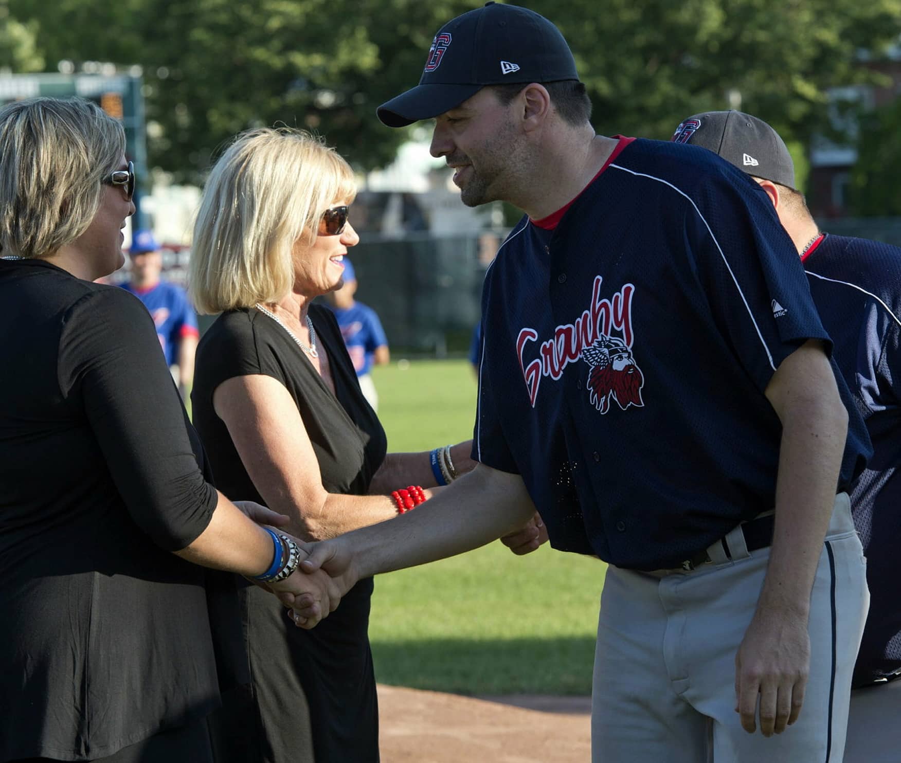 L'inaugurazione dello stadio Gary-Carter è avvenuta in presenza di Sandy Carter, lo stesso del 15 giugno 2013, al parco Ahuntsic di Montréal.