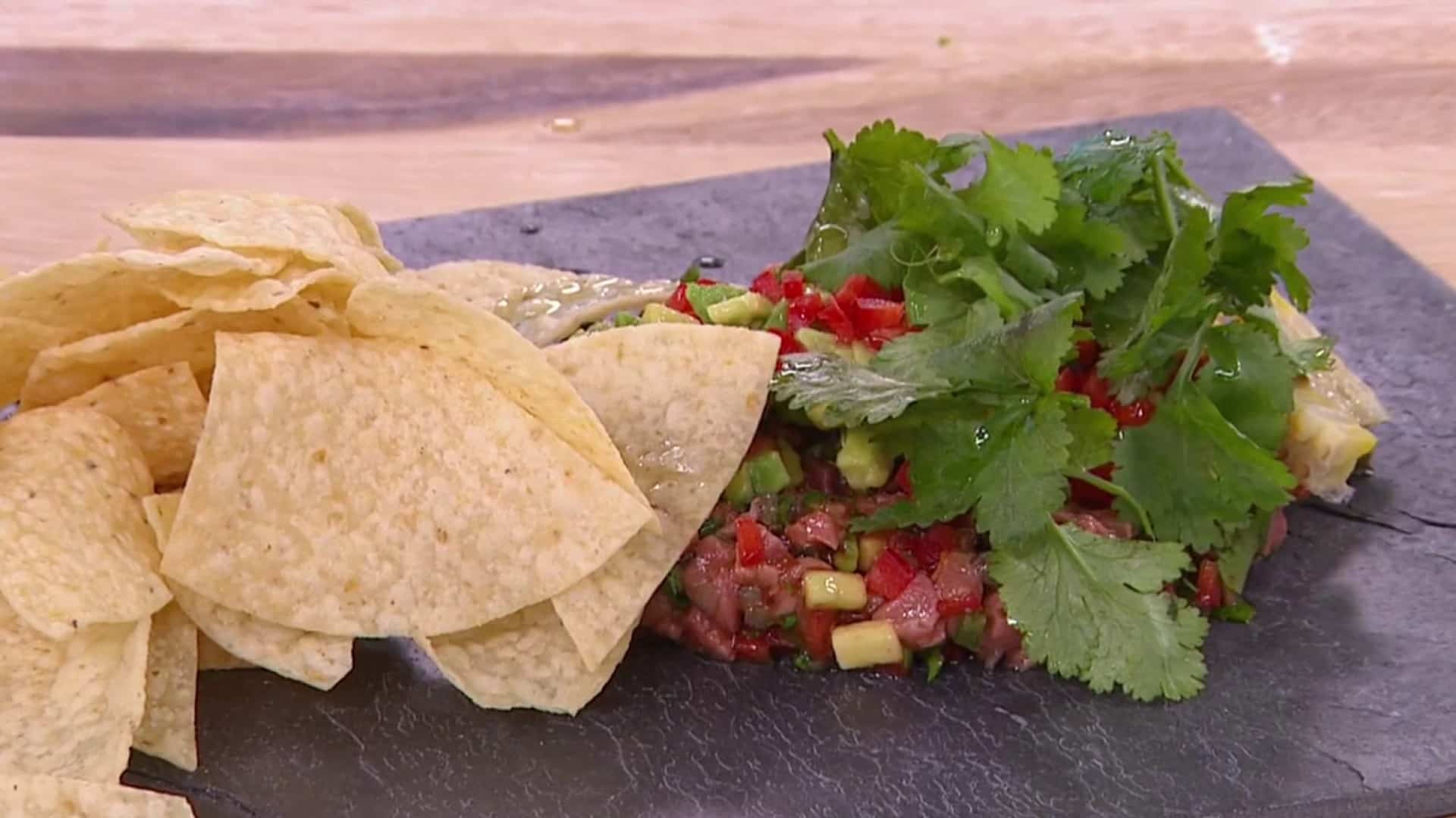 TARTARE DE BŒUF À LA TEX-MEX 
