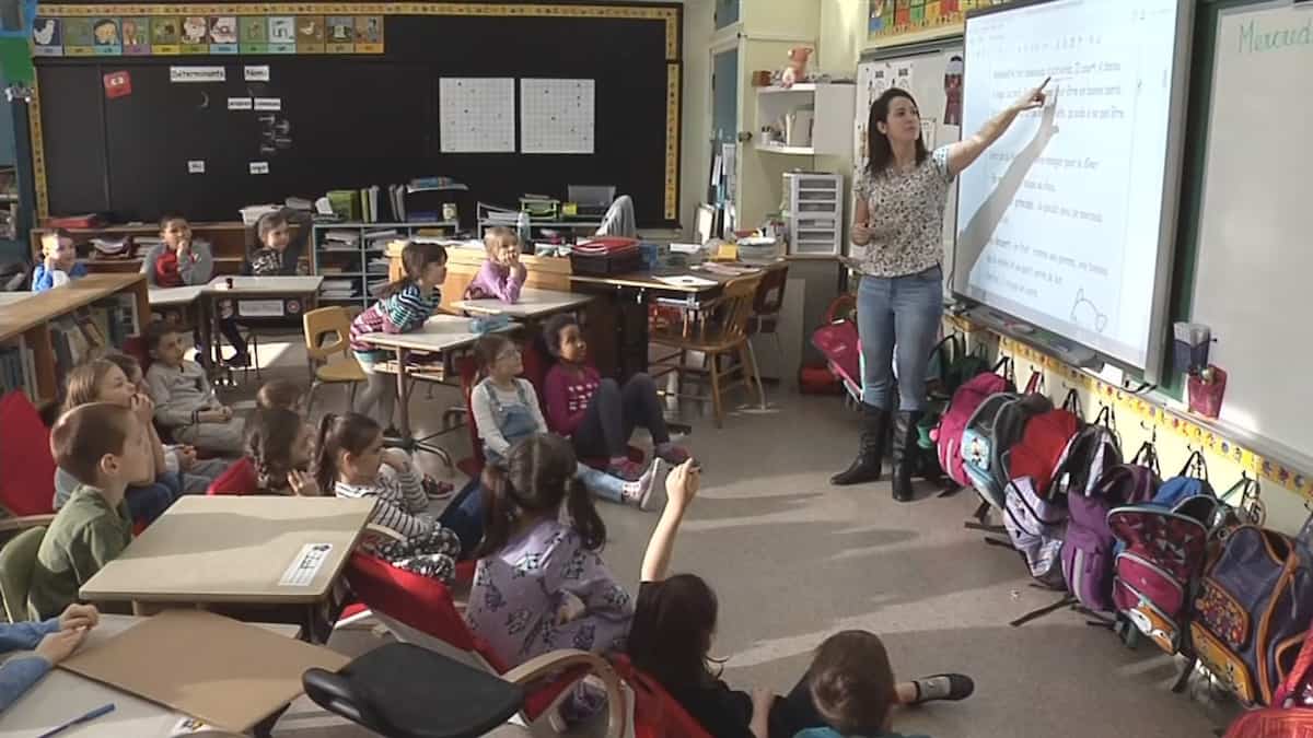 Future teachers angry with Quebec 1