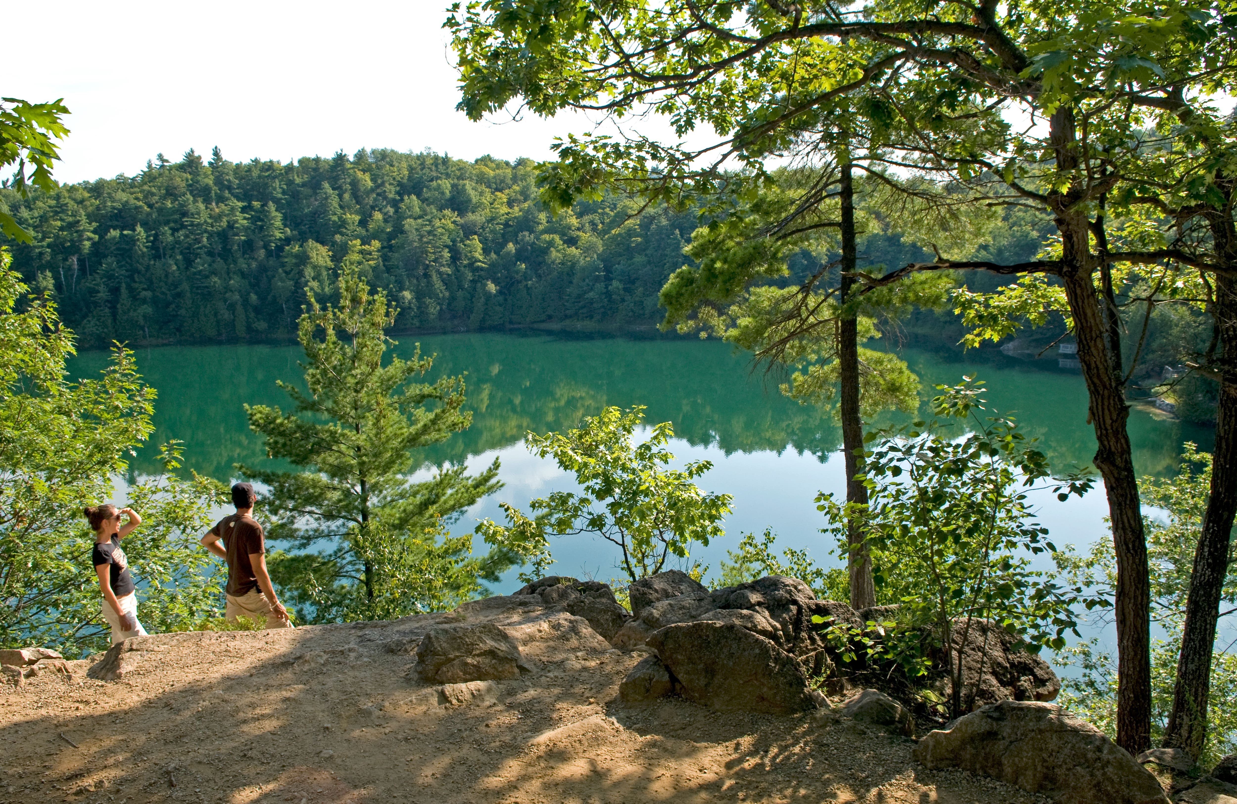Les 12 plus beaux (petits) road trips à faire au Québec cet été