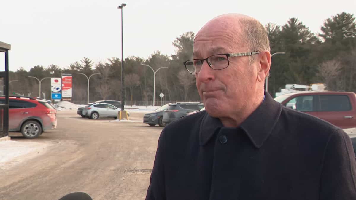 Une mauvaise idée de créer un nouveau parti fédéral, juge Yves Lévesque