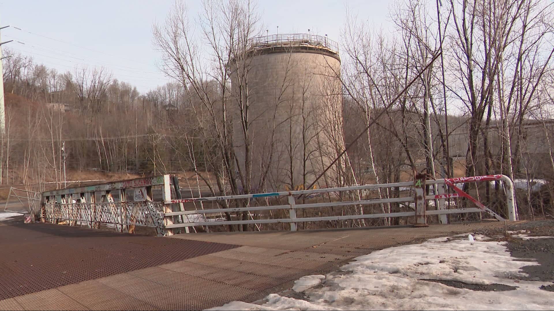 Un an après la mort de Victoria Jacob, le site de l’ancienne papetière Belgo n’est toujours pas sécurisé