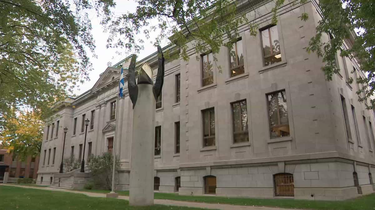 Verdict à venir dans le procès de la belle-mère de la fillette de Granby