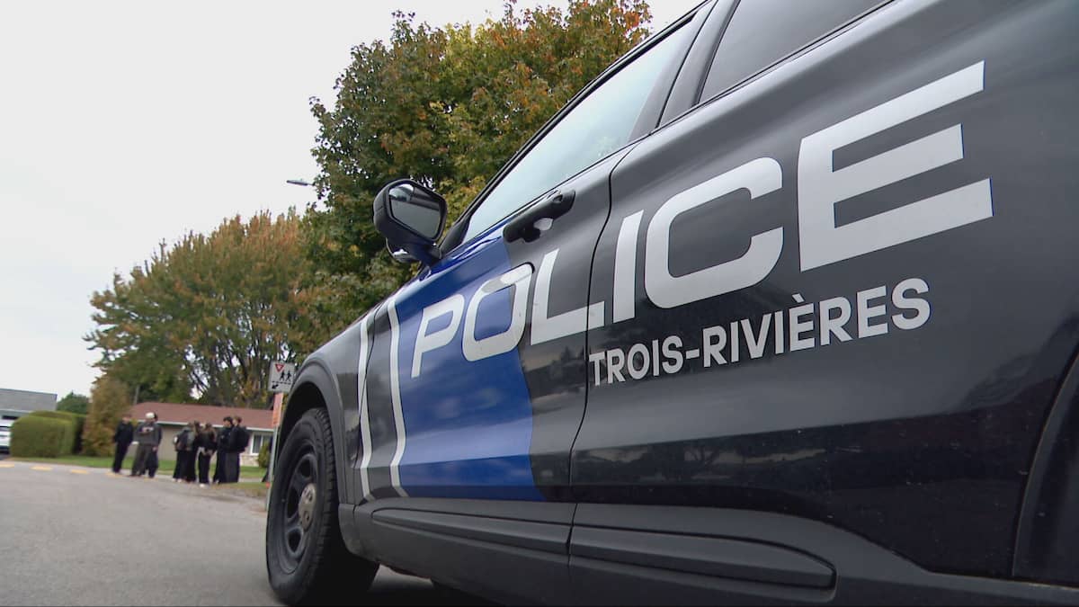 La police de Trois-Rivières met fin à une course de rue rassemblant 300 jeunes et 160 véhicules
