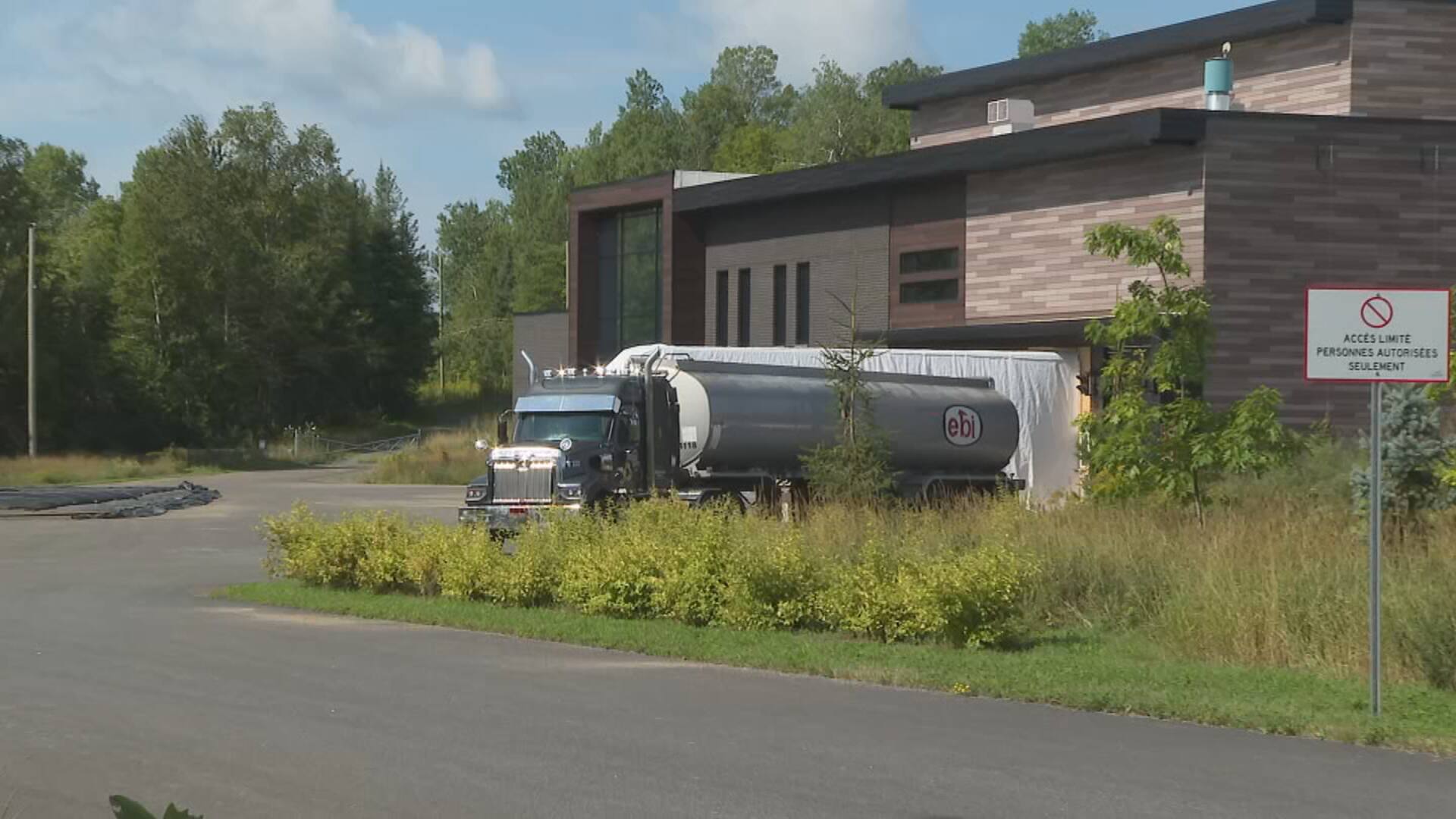 Traitement de l’eau la Ville de Shawinigan poursuit les entrepreneurs