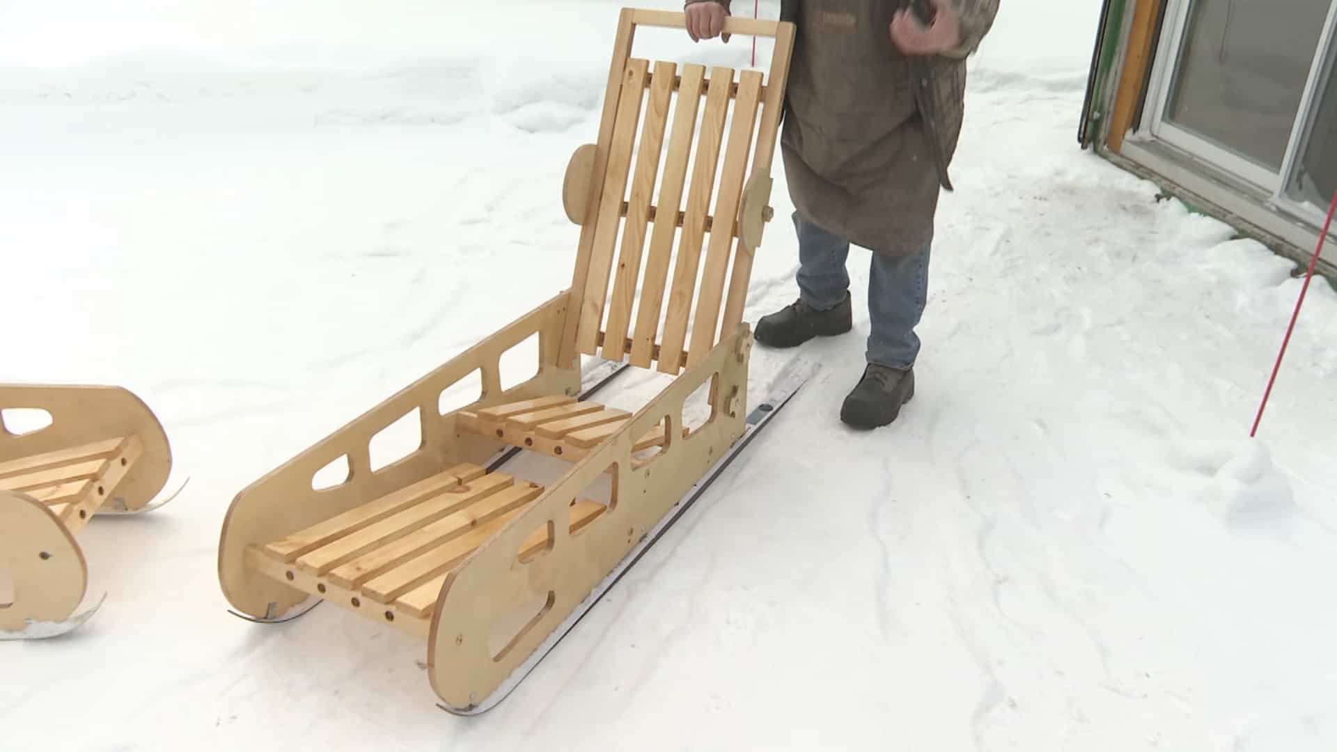 Des tra&icirc;neaux font le bonheur des enfants handicap&eacute;s