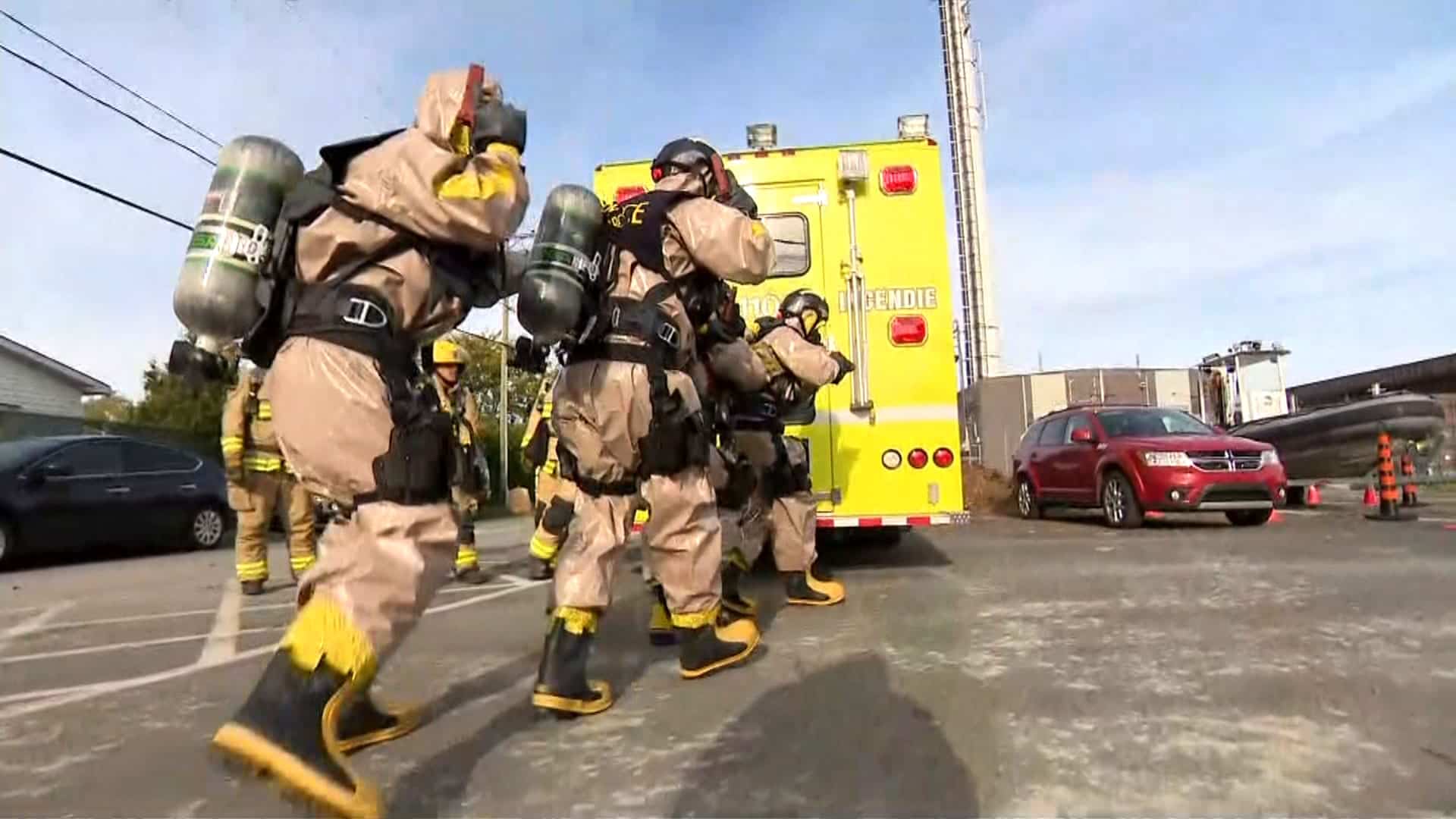 Laboratoires clandestins: au c&oelig;ur d&rsquo;un entra&icirc;nement policier spectaculaire et ultrar&eacute;aliste