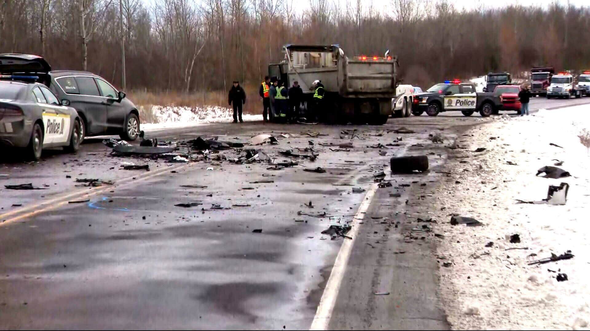 Une femme perd la vie au volant de sa Tesla à Alma JDM