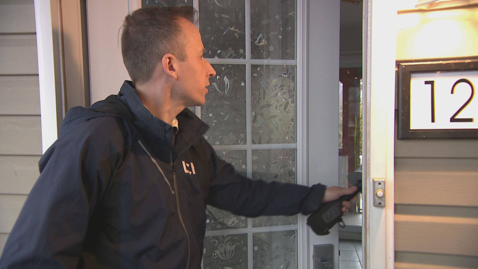 «Mon conjoint, ce n’est pas un violent» entrevue exclusive de la compagne du père qui a rudoyé