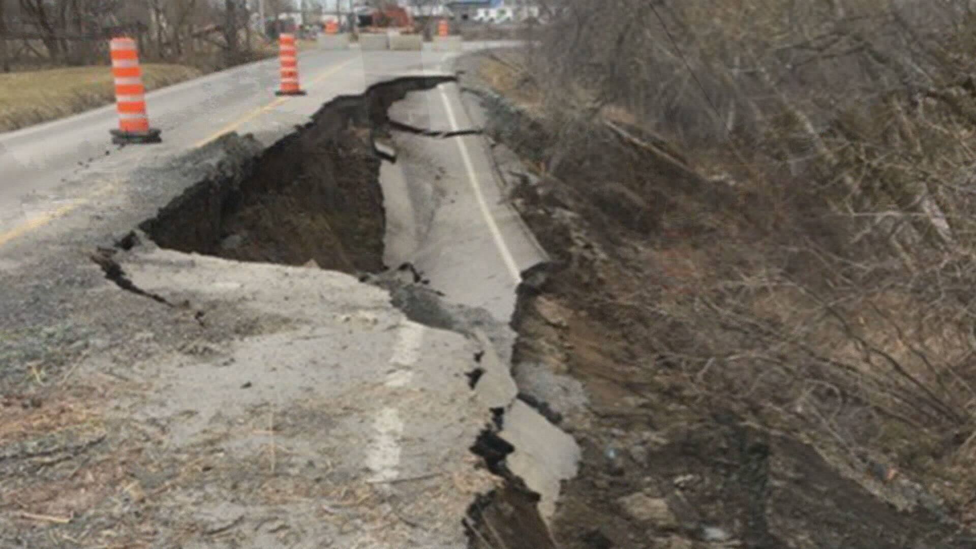 Poteaux d'HydroQuébec un obstacle au développement de Mascouche TVA