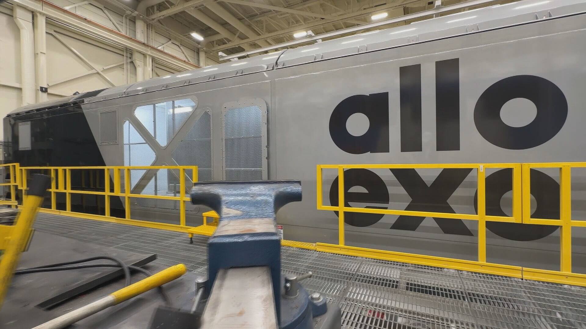 EN IMAGES | Une locomotive de 13 M$ dévoilée par EXO pour attirer de ...