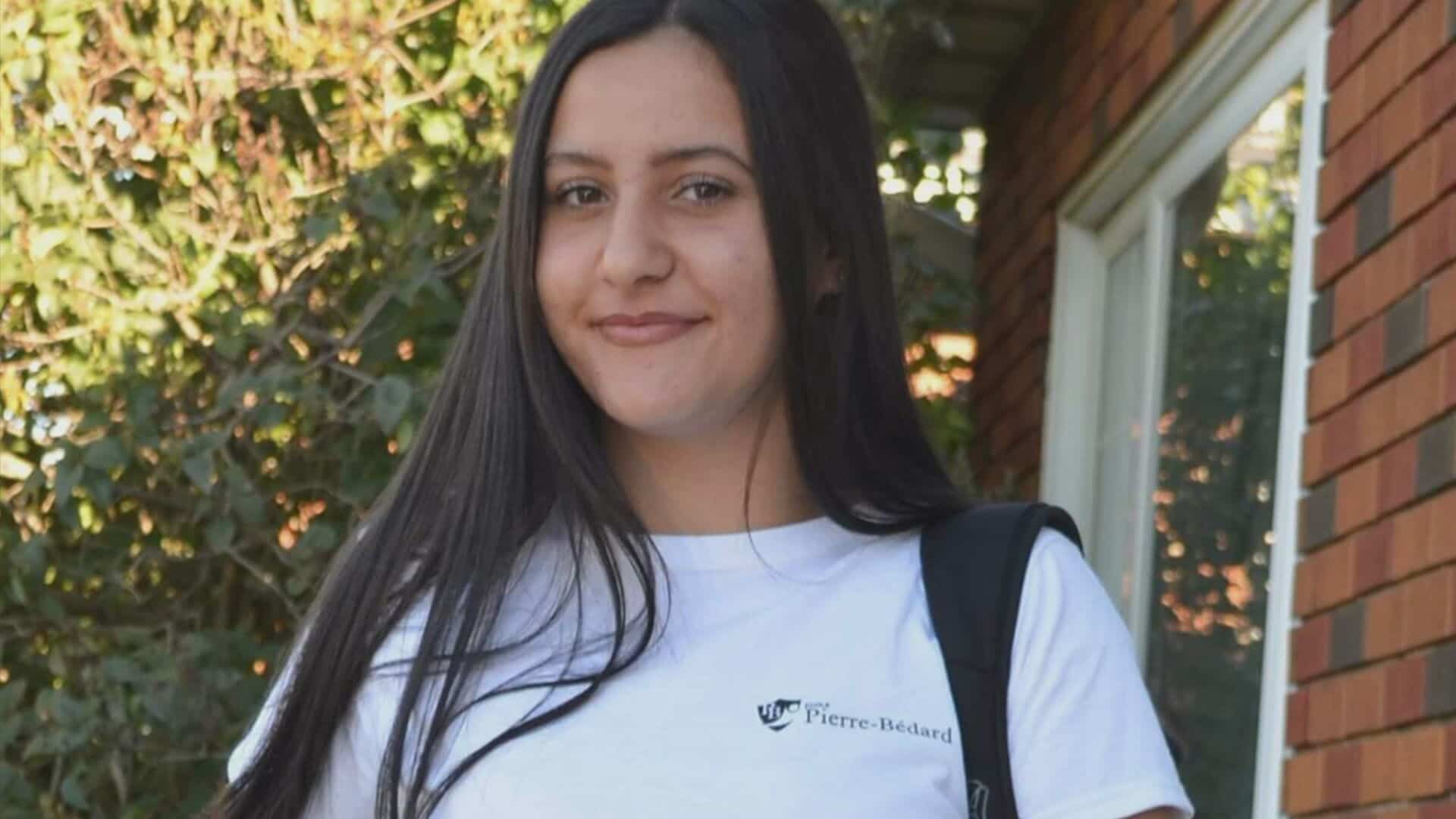 Une jeune de 15 ans tuée d’une balle à la tête s’est simplement trouvée au mauvais endroit au mauvais moment, a appris un jury lors d’un procès.