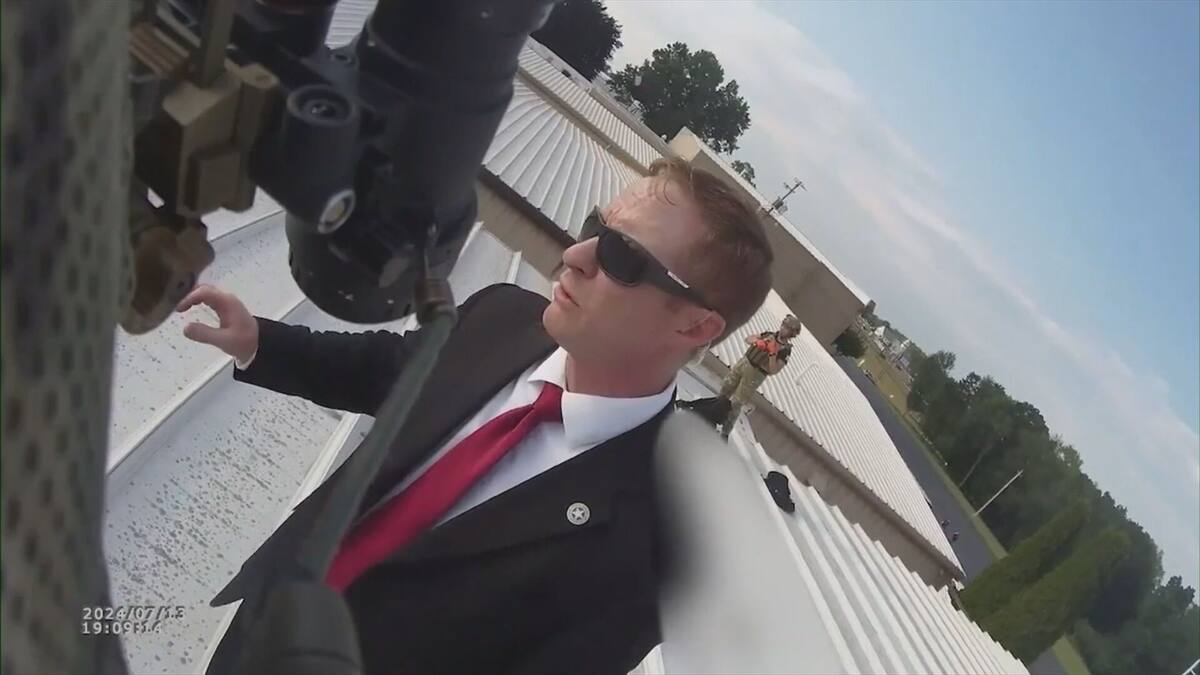 Confusion après l’attentat contre Trump: une nouvelle vidéo confirme que des agents avaient vu le tireur