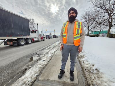 Talvinder Singh mène un combat pour que les camionneurs comme lui qui n’ont pas été payés retrouvent leur argent. Le Journal l’a rencontré à Brampton, en Ontario en mars 2025.