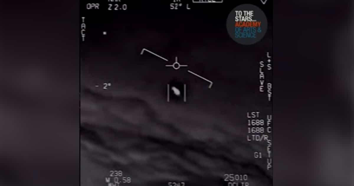 Le Pentagone dévoile 3 vidéos montrant des ovnis