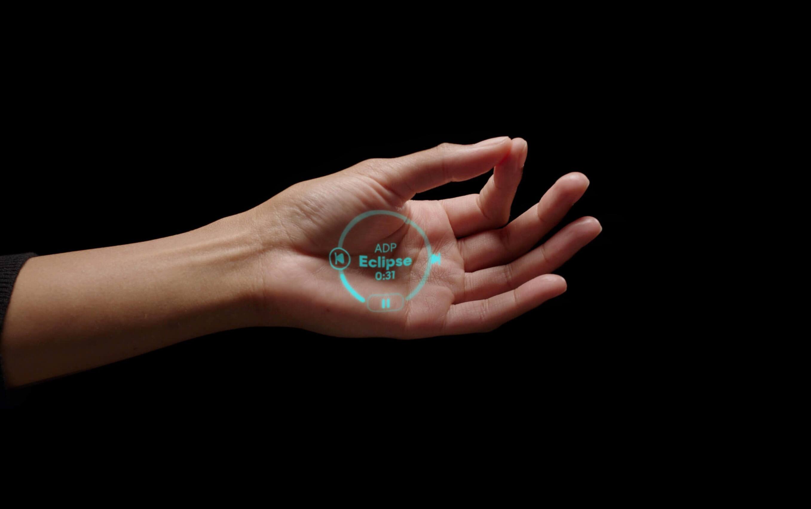 Un téléphone intelligent sans écran contrôlé sur la paume de votre main, ça vous intéresse?