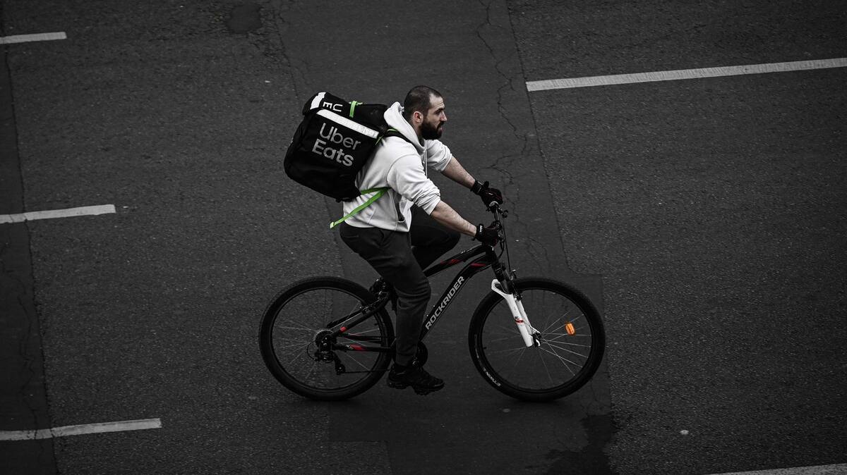 Uber Eats: les Québécois donnent plus de pourboires | TVA Nouvelles