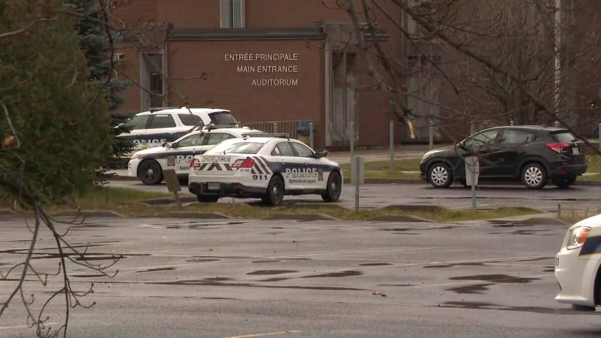Propos menaçants: cours suspendus dans une école de Longueuil