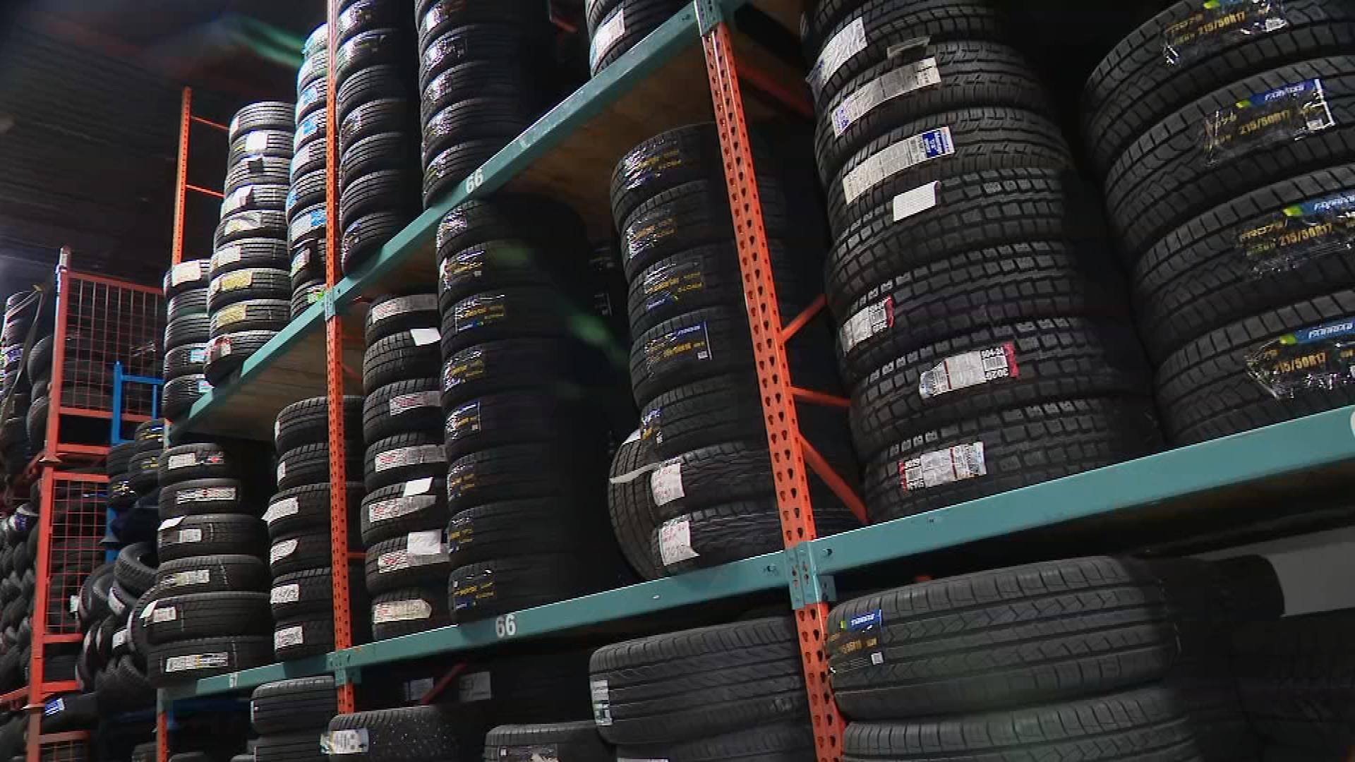 Les pneus russes boud&eacute;s par les Qu&eacute;b&eacute;cois