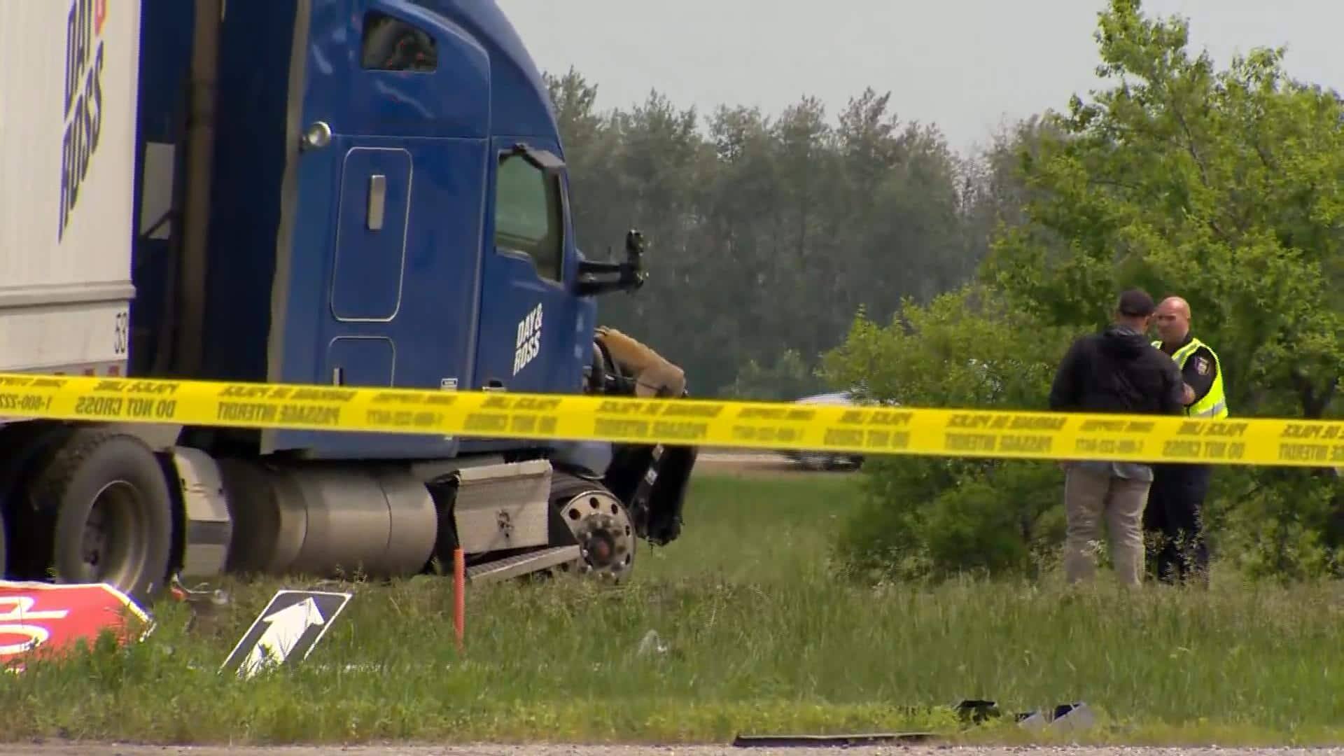 Tragédie au Manitoba: au moins 15 morts dans une sortie fatale au ...