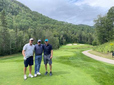 Jacques Tanguay y Patrick Roy, el 13 de junio, cuando anunciaron su salida de Remparts de Québec.
