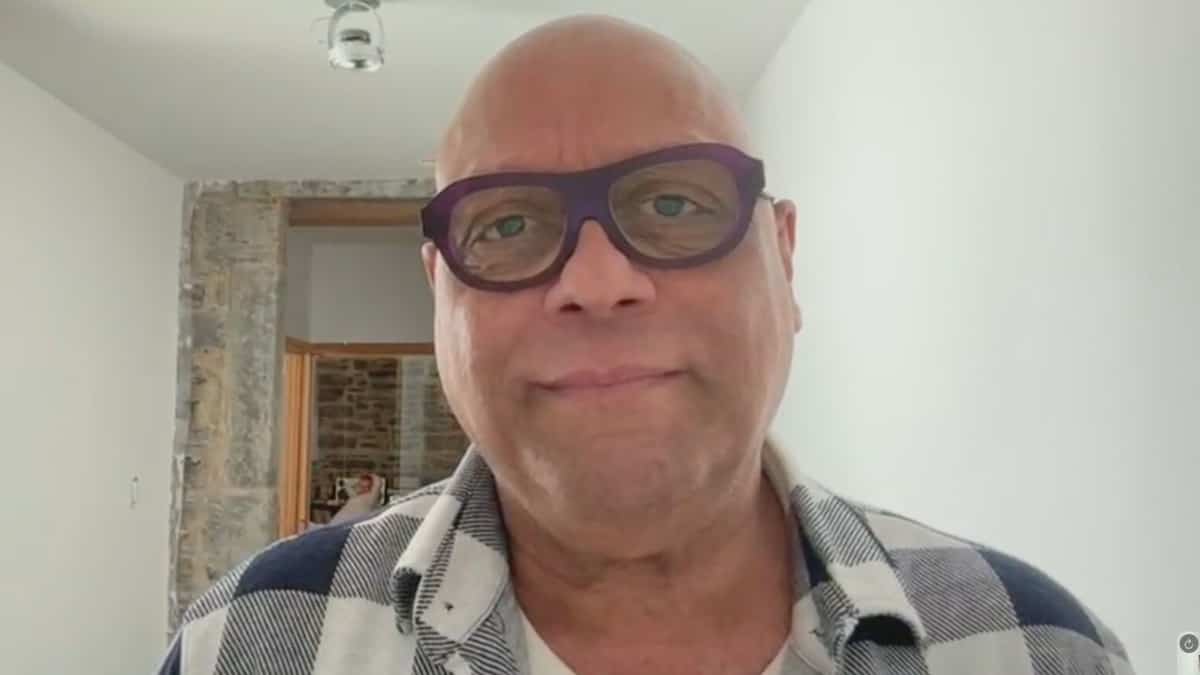 Céline «a chanté 17 ans de trop», croit Josélito Michaud, bouleversé par son documentaire