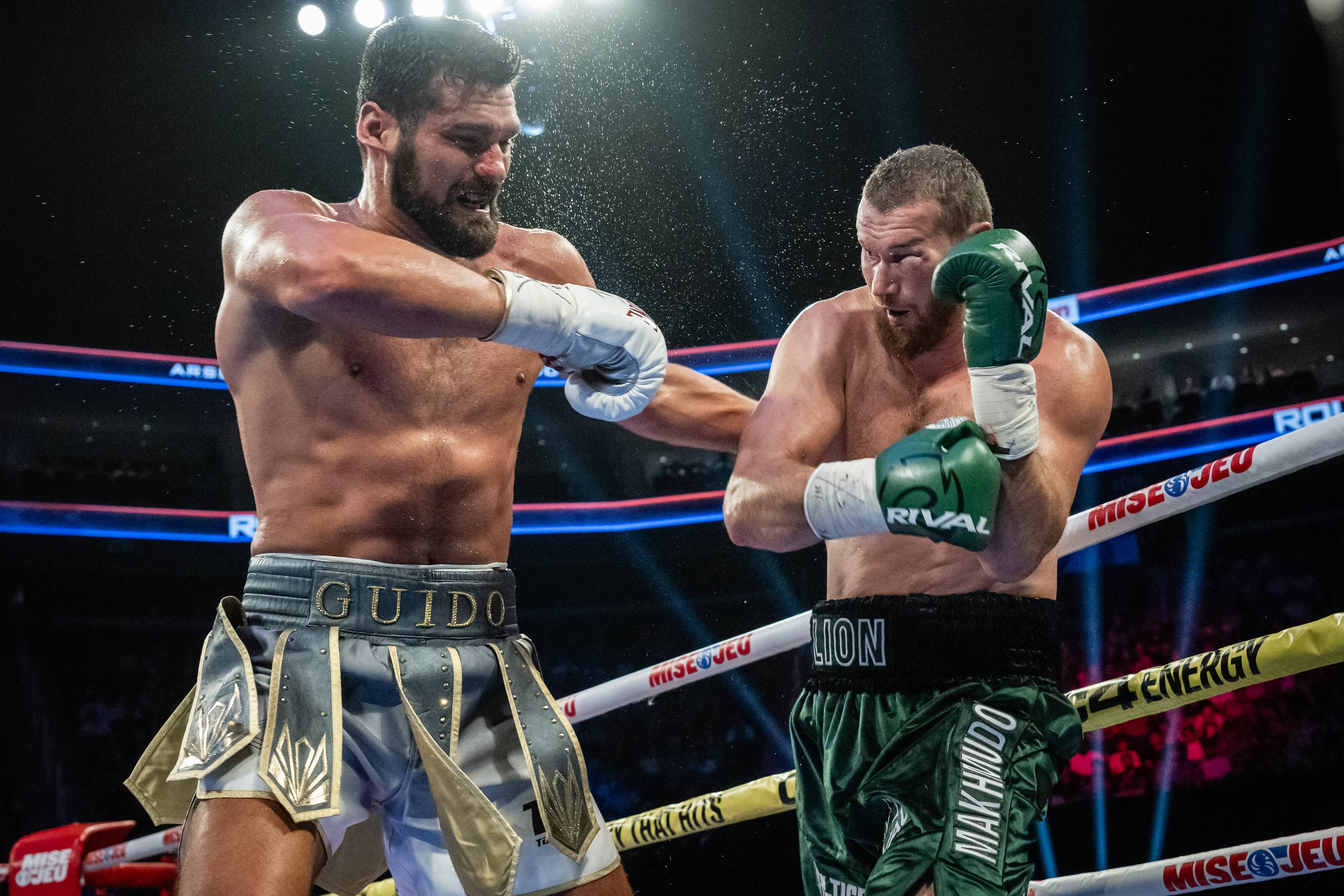 Makhmudov se fait rosser