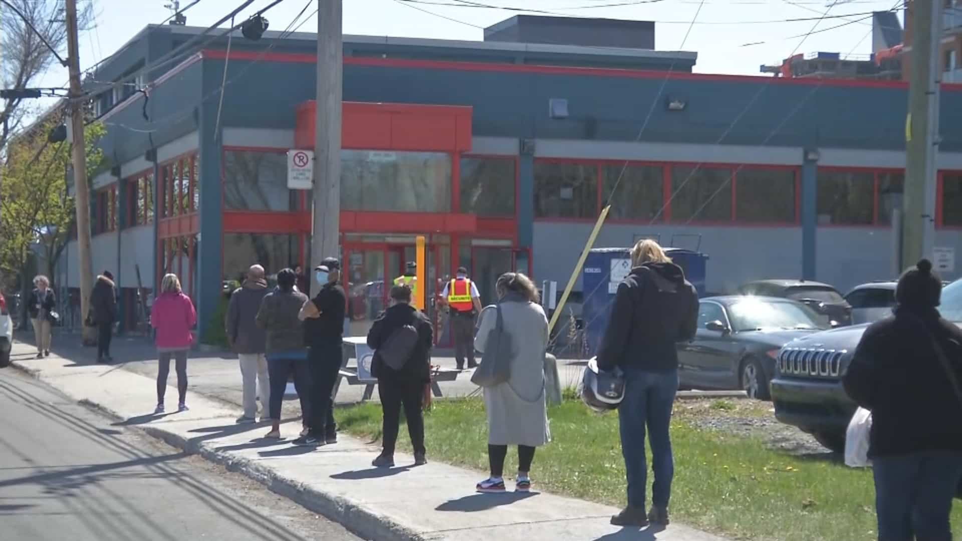 Pres De 1000 Tests Effectues Dans Hochelaga En Une Journee 24 Heures Mtl