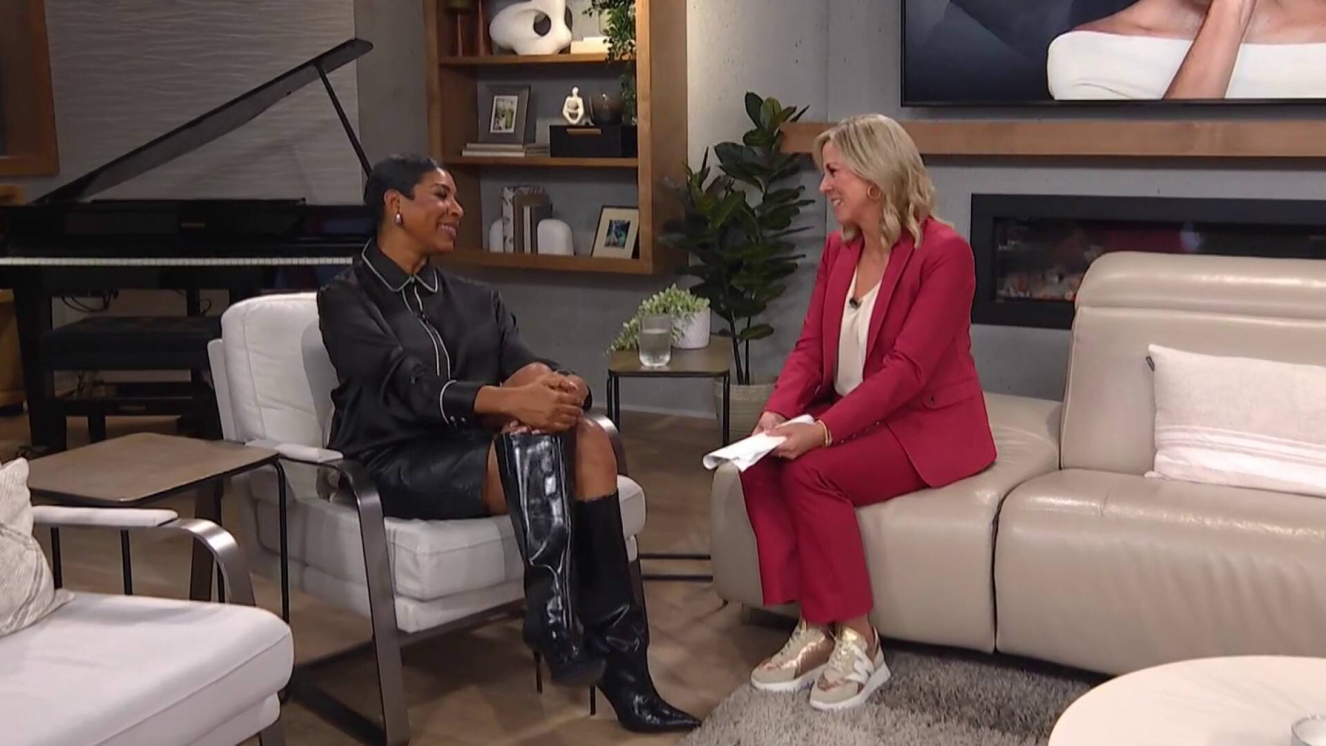 Varda Étienne lance son premier livre de recettes