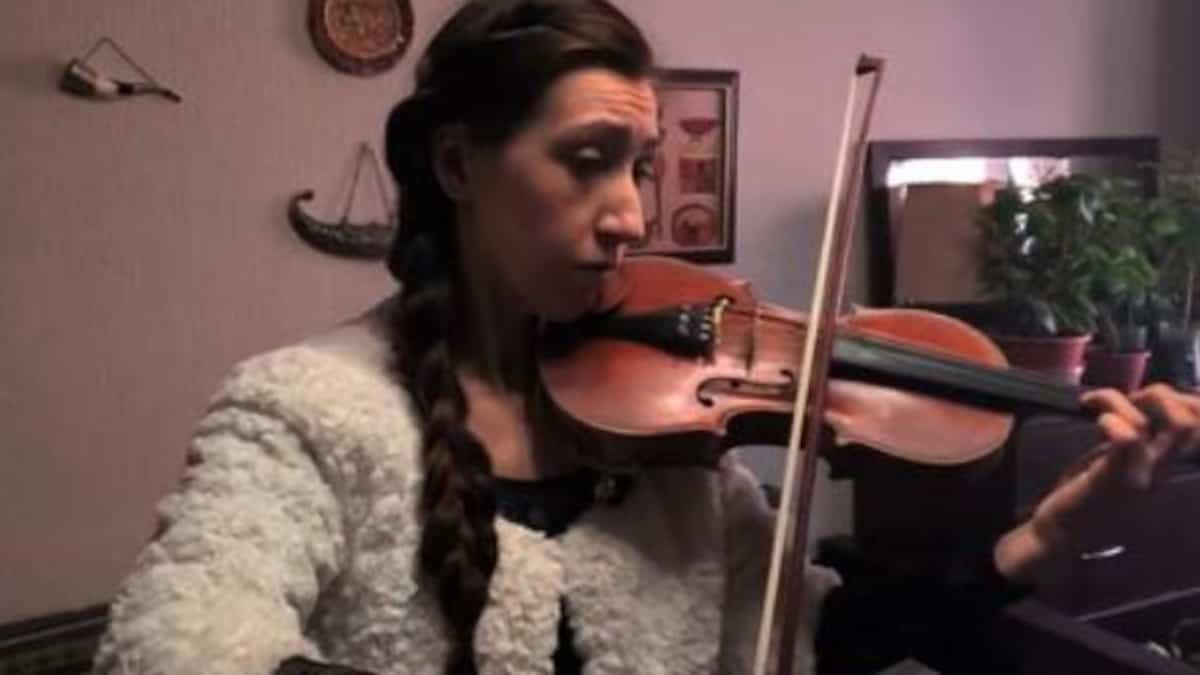 L'archet d'une violoniste ukrainienne comme «arme de résistance»